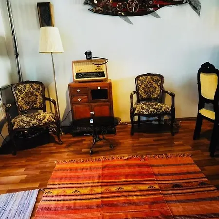 Kaleici Muestakil Benzersiz Bahceli Harika Ev Antalya